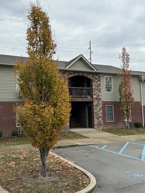 Photos and Video of Richmond Green Apartments in Richmond, KY
